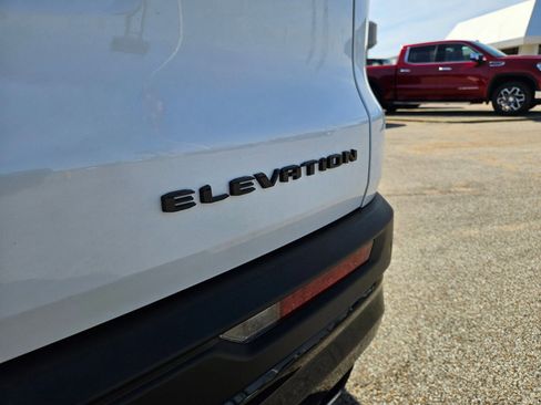 New 2026 GMC Acadia Elevation w/ Black Edition FWD image 30