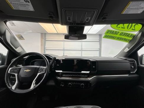 Used 2023 Chevrolet Silverado 1500 LT AWD/4WD image 2
