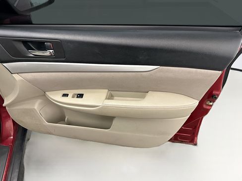 Used 2014 Subaru Outback 2.5i w/ Alloy Wheel Package image 30