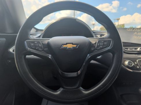 Used 2020 Chevrolet Malibu LS w/ LPO, Convenience Package 2 FWD image 11