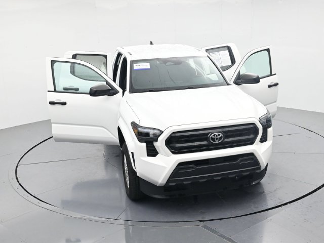 Used 2024 Toyota Tacoma SR AWD/4WD image 48