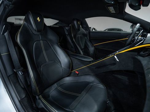 Used 2021 Ferrari Roma RWD image 30