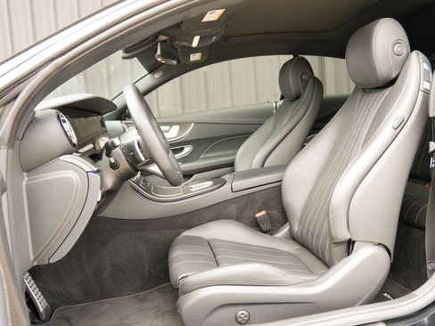 Used 2023 Mercedes-Benz E 450 Coupe image 13