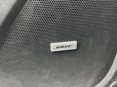 Used 2018 Chevrolet Traverse LT w/ LPO, Floor Liner Package AWD/4WD image 12