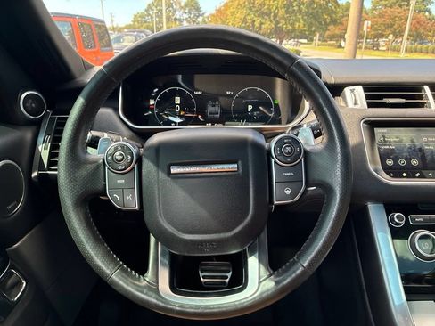 Used 2017 Land Rover Range Rover Sport Supercharged AWD/4WD image 17