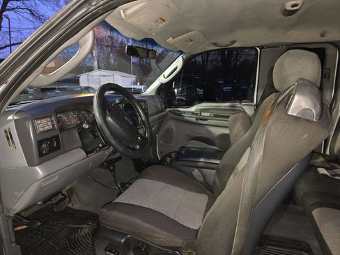 Used 2004 Ford F250 XL image 14