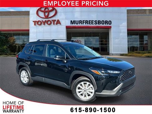 Used 2023 Toyota Corolla Cross LE image 1