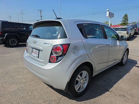 Used 2015 Chevrolet Sonic LT image 8