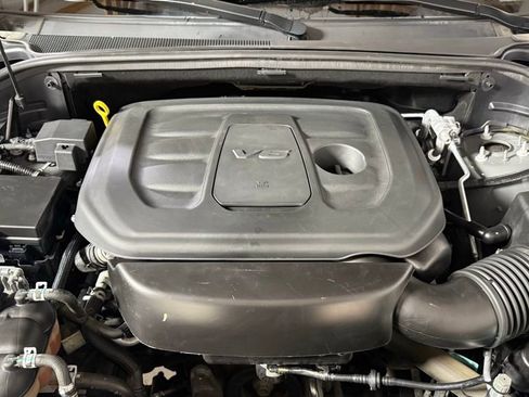 Used 2020 Jeep Grand Cherokee Altitude image 11