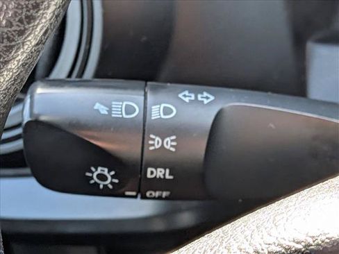 Used 2018 Toyota Tacoma SR w/ SR Convenience Package RWD image 16