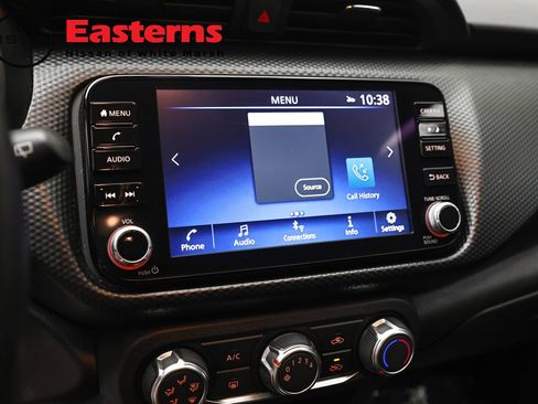 Used 2024 Nissan Kicks SV FWD image 18