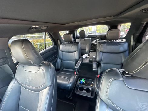 Used 2020 Ford Explorer ST w/ ST Street Pack AWD/4WD image 11