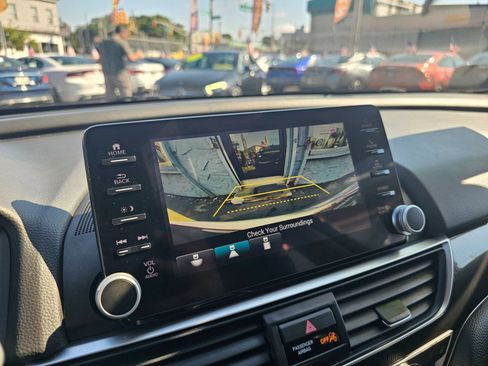 Used 2021 Honda Accord Sport Special Edition image 26