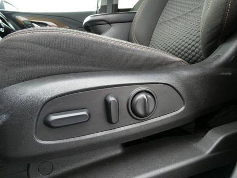 Used 2018 GMC Terrain SLE w/ Driver Convenience Package image 24