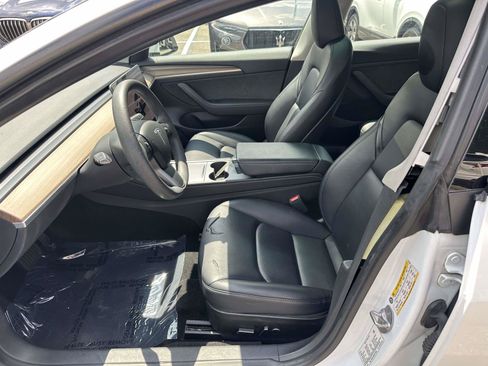 Used 2023 Tesla Model 3 Standard Range RWD image 11