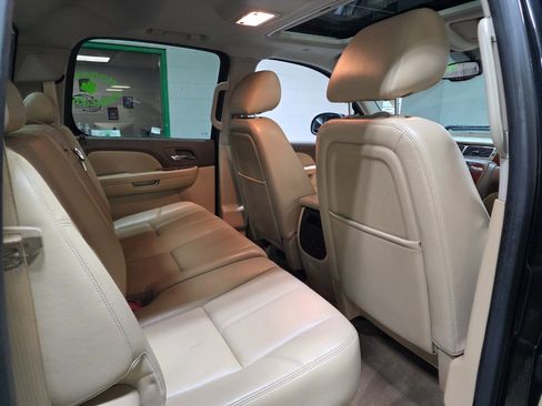 Used 2013 Chevrolet Silverado 1500 LTZ w/ LTZ Plus Package image 23