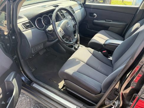 Used 2009 Nissan Versa SL w/ Convenience Pkg image 16