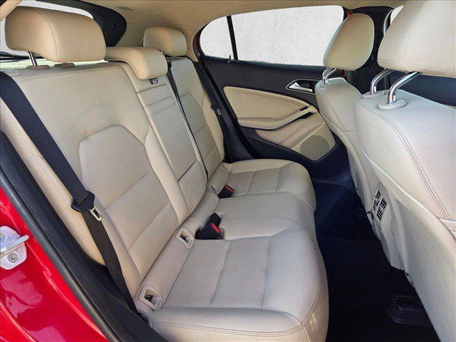 Used 2017 Mercedes-Benz GLA 250 4MATIC image 24