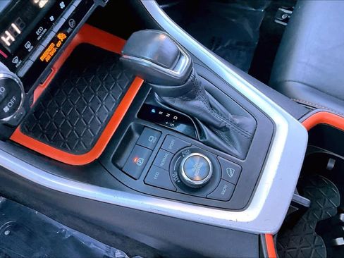 Used 2022 Toyota RAV4 Adventure image 16