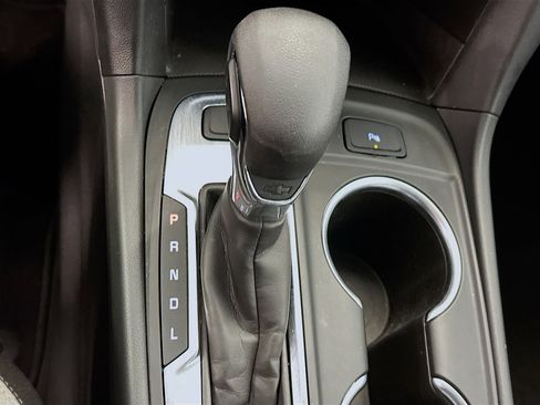 Used 2022 Chevrolet Equinox LT image 25