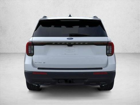 New 2026 Ford Explorer Active RWD image 5