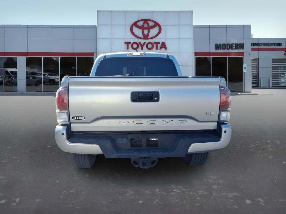 Certified 2023 Toyota Tacoma TRD Off-Road w/ Technology Package AWD/4WD image 4