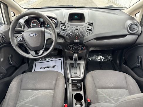 Used 2014 Ford Fiesta S image 9