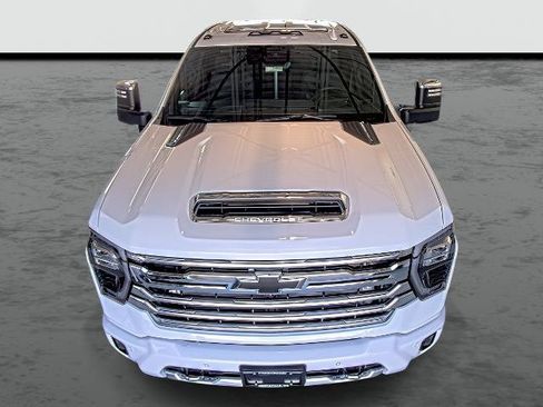 New 2026 Chevrolet Silverado 3500 High Country w/ High Country Premium Package AWD/4WD image 6