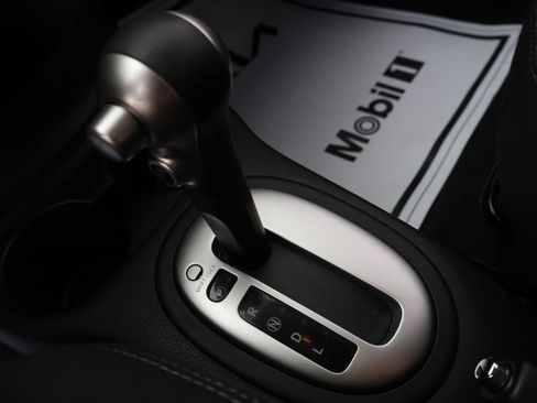 Used 2014 Nissan Versa SV w/ Convenience Package FWD image 21