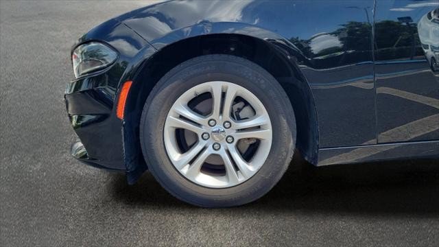 Used 2022 Dodge Charger SXT RWD image 15