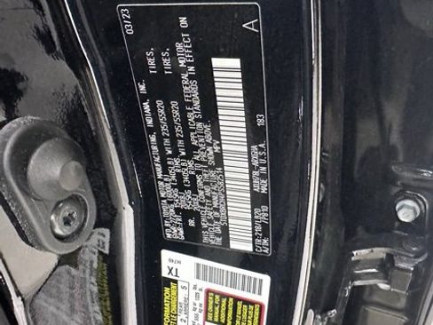 Used 2023 Toyota Highlander Limited image 34