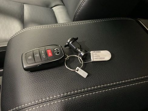 Used 2025 Toyota Land Cruiser w/ Premium Package image 23