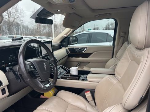 Used 2018 Lincoln Navigator Reserve w/ Technology Package image 5