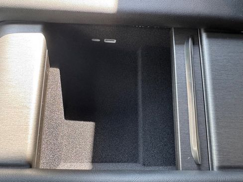 New 2025 Jeep Wagoneer L Series II w/ Premium Group I image 35