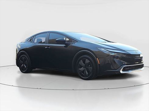Certified 2026 Toyota Prius Plug-In Hybrid FWD image 3