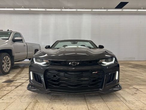 Used 2022 Chevrolet Camaro ZL1 image 1
