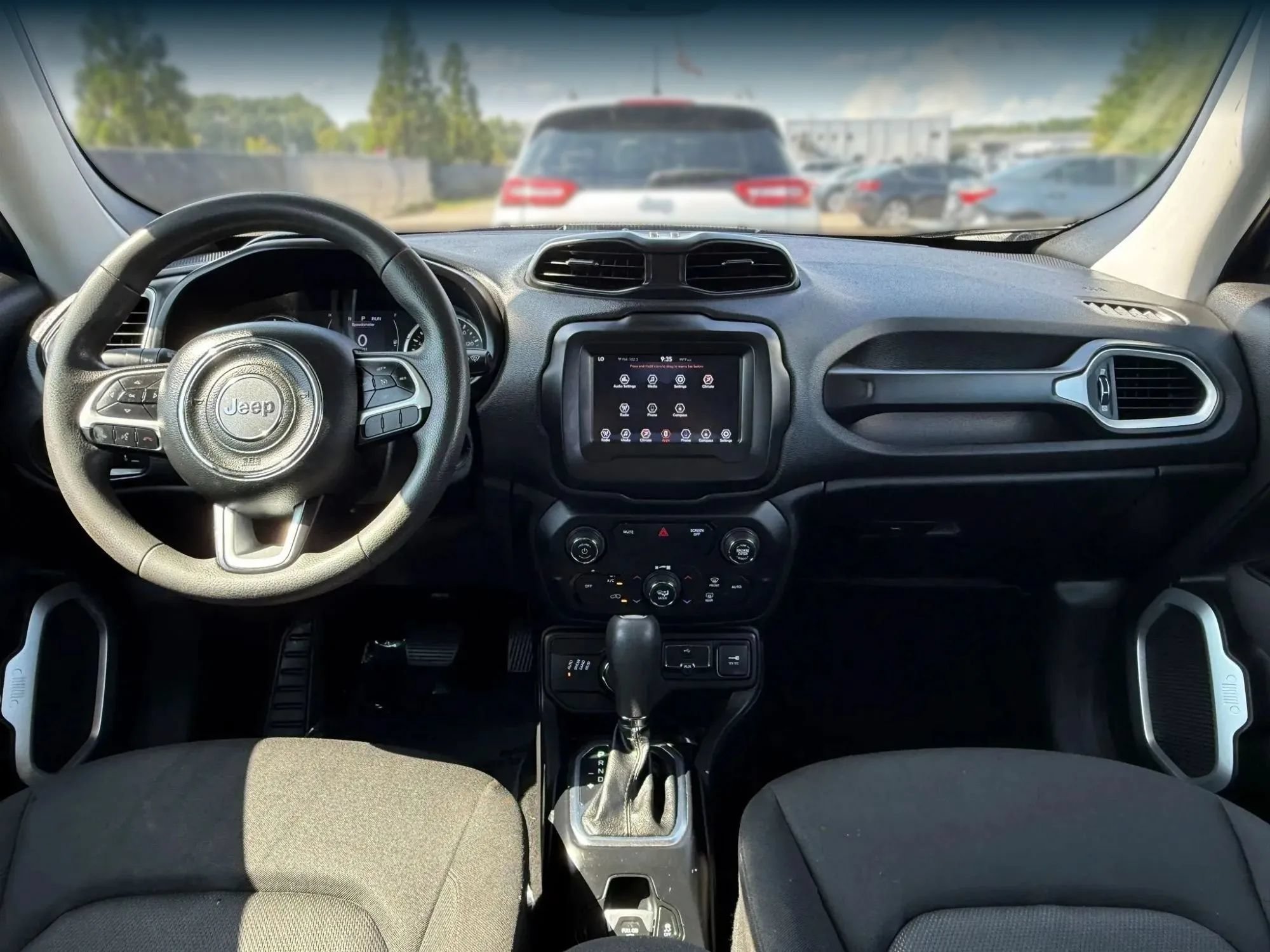 Used 2018 Jeep Renegade Sport w/ Power & Air Group AWD/4WD image 3