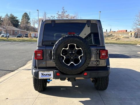 Used 2021 Jeep Wrangler Unlimited Rubicon 4xe w/ Steel Bumper Group image 8