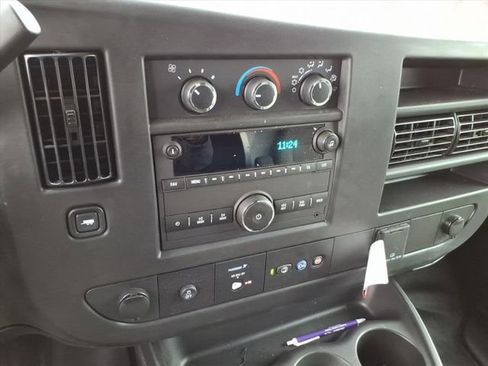 New 2025 Chevrolet Express 3500 w/ Power Convenience Package RWD image 15