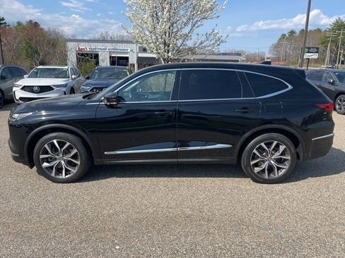 Used 2023 Acura MDX SH-AWD w/ Technology Package image 2
