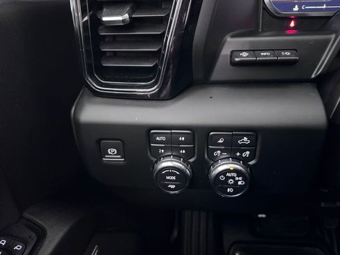 Certified 2024 GMC Sierra 2500 AT4 w/ AT4 Premium Plus Package image 23