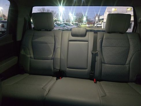 Used 2024 Toyota Tundra Limited image 19