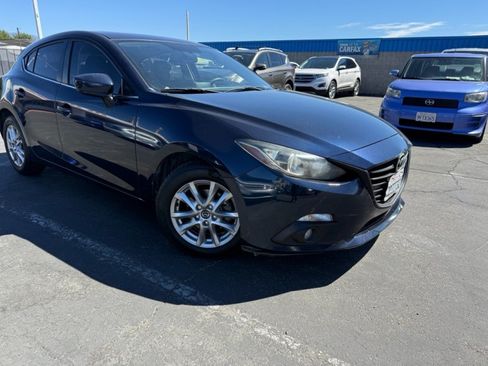 Used 2016 MAZDA MAZDA3 i Grand Touring FWD image 3