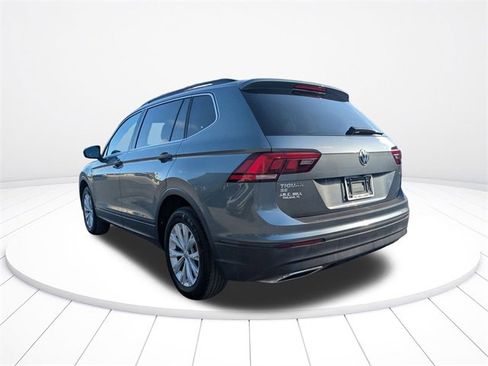 Used 2019 Volkswagen Tiguan SE image 5