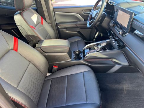 Used 2023 Chevrolet Colorado Z71 w/ Z71 Convenience Package 2 image 19