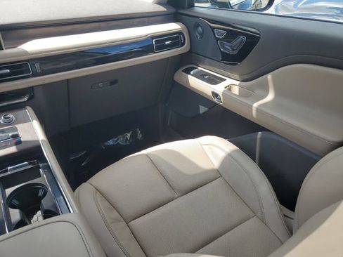 Certified 2023 Lincoln Aviator Reserve w/ Equipment Group 201A AWD/4WD image 30