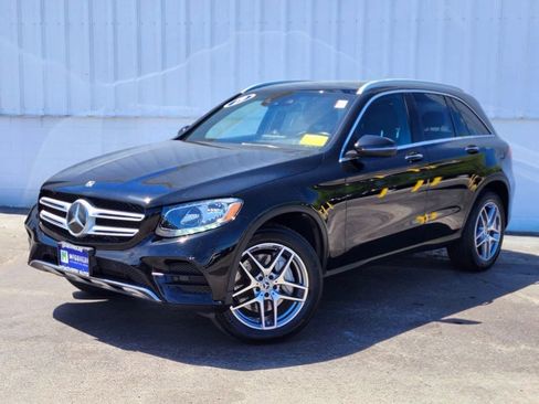 Used 2019 Mercedes-Benz GLC 300 4MATIC image 1