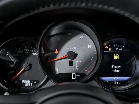 Used 2018 Porsche 718 Cayman S image 21