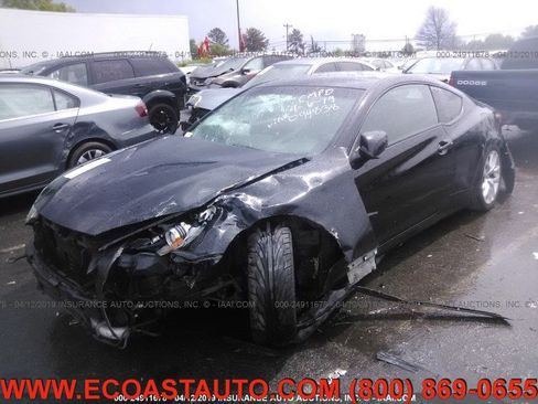 Used 2013 Hyundai Genesis 2.0T image 1