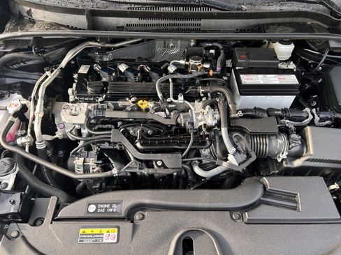 Used 2024 Toyota Corolla SE image 9
